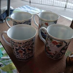 Vintage Takahashi Floral Coffee Tea Mugs Cups 3.25”T 3 1/8” Diam Top Japan